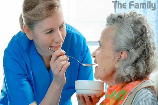 Tìm người chăm sóc bệnh nhân tại nhà