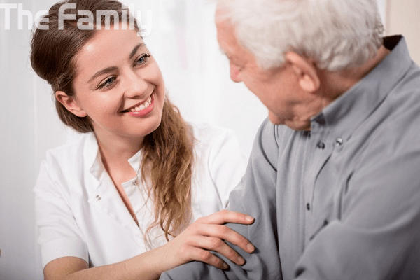 Thuê người chăm sóc bệnh nhân tại bệnh viện